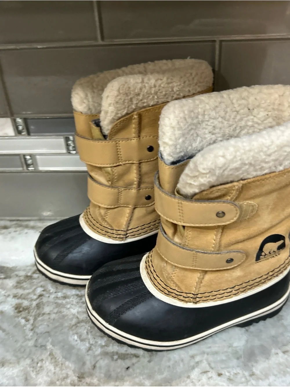 Sorel Shoes Children Sz 10 Snow Removable Lining Waterproof Winter leather